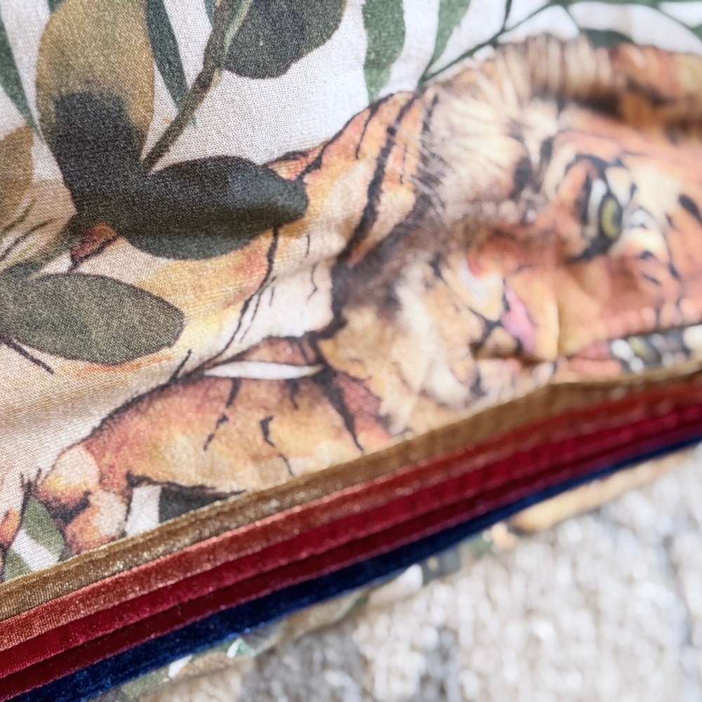 Aviator Nation Jungle Tiger Men Shorts - Picture 6 of 7